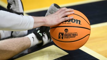 Improbable last-second three-point heave leads to wild D3 college basketball upset