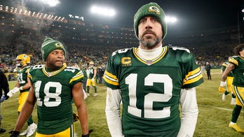 Aaron Rodgers has yet to enter 'darkness retreat,' declares reports to the contrary 'fake news'