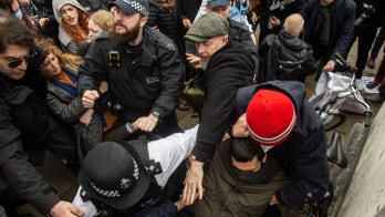 Protesters clash at drag queen reading time outside world famous British art gallery