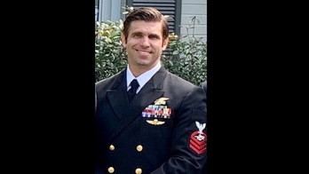 Navy SEAL killed in free-fall parachute accident in Arizona