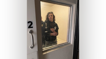 Temple University accused cop killer allegedly tried to rob fallen officer before fleeing: reports