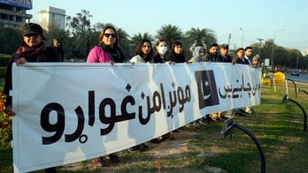 Bomb in southwest Pakistan kills soldier, injures 11 people