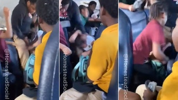 Students mercilessly assault 9-year-old girl on school bus, parents pressing charges: video