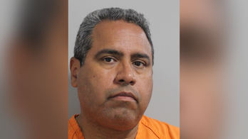 Florida ex-teacher's assistant arrested for 'sexual offenses' against student, attempting to kiss her: sheriff