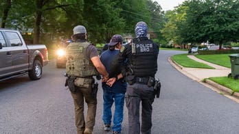 White House says ICE will reduce deportations, detention capacity if Republicans don't pass border bill