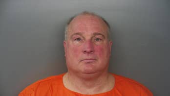 Ex-Colts lineman Joe Staysniak arrested after displaying firearm during domestic dispute involving son: police
