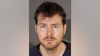 Serial LA sex assault suspect with 'distinctive odor' met victims online, tried to hide identity