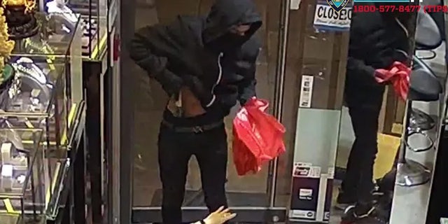 A 79-year-old Queens jewelry store worker was beaten during a $500,000 heist, police said Thursday.