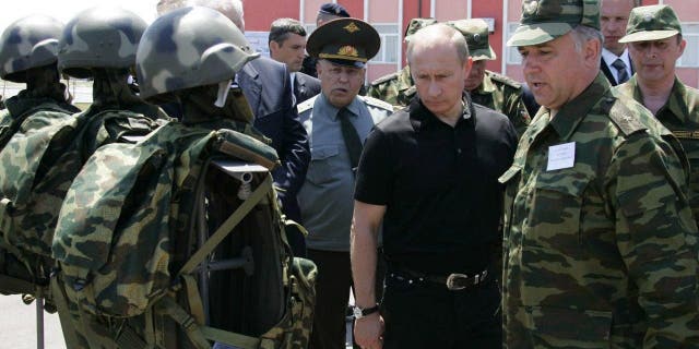 Russian President Vladimir Putin visits a secret service training centre near Makhachkala July 15, 2005.
