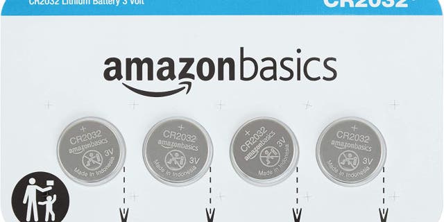 Amazon Basic Sells Apple Airtags