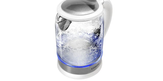 The Cosori Electric Tea Kettle is made with superior-quality 304 stainless steel and borosilicate glass to keep your water safe and tasting pure for years to come.