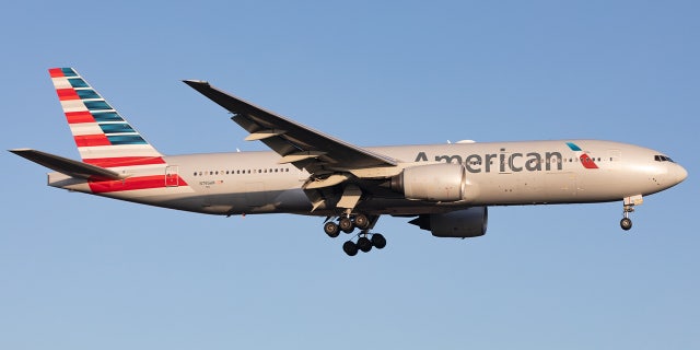 As their American Airlines flight was taxiing in El Paso, headed to Chicago, passengers on the plane were airdropped a message that read: "I have a bomb. Would like to share a photo."