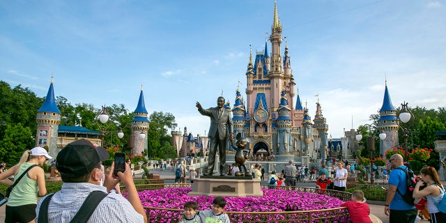 Animatsiooniikoonil Walt Disneyl on organisatsiooni ajaloos kõige rohkem Oscareid.