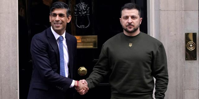 Prime Minister Rishi Sunak welcomes Ukraine's President Volodymyr Zelenskyy to 10 Downing Street in London, Wednesday, Feb. 8, 2023.