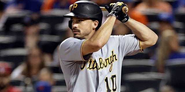 Bryan Reynolds of the Pittsburgh Pirates at bat during the first inning against the New York Mets at Citi Field on September 17, 2022, in the New York City borough of Queens.