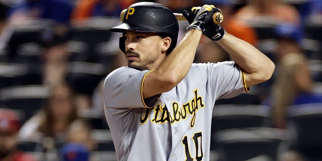 Bryan Reynolds of the Pittsburgh Pirates at bat during the first inning against the New York Mets at Citi Field on September 17, 2022, in the New York City borough of Queens.