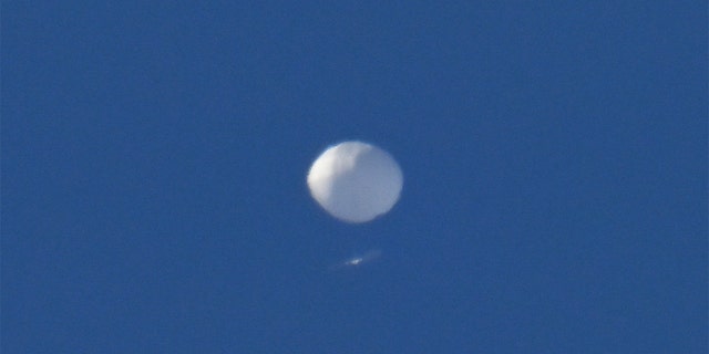 Balon mata-mata China terbang di atas Charlotte North Carolina, 4 Februari 2023. 