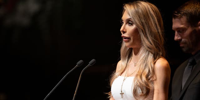 Chloe Lattanzi said her mom Olivia Newton-John was her "safe space" during her moving tribute earlier this year.