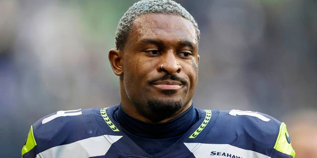 U-DK Metcalf we-Seahawks ngesikhathi segeyimu ye-Carolina Panthers e-Lumen Field ngomhla ka-Dec. 11, 2022, e-Seattle, e-Washington.