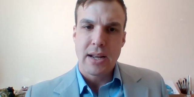Alaska board members brawl over silencing dad exposing book on kinks and sexting: 'I'm going to interrupt you' Jay McDonald speaks to Fox News Digital about books in Anchorage libraries.