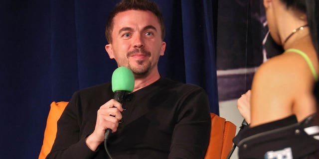 Frankie Muniz revved up to showcase racing abilities in ARCA debut: 'I hope to surprise people' Frankie Muniz speaks onstage at Brie and Nikki Bella's live edition of SiriusXM's "The Bellas Podcast" Feb. 8, 2023 in Phoenix, Ariz.