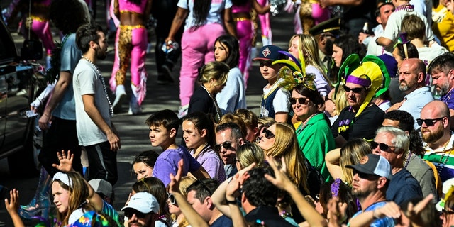 Authorities are encouraging Mardi Gras attendees to keep 'wallets and phones in a front pants pocket rather than a back pocket while in a large crowd.'