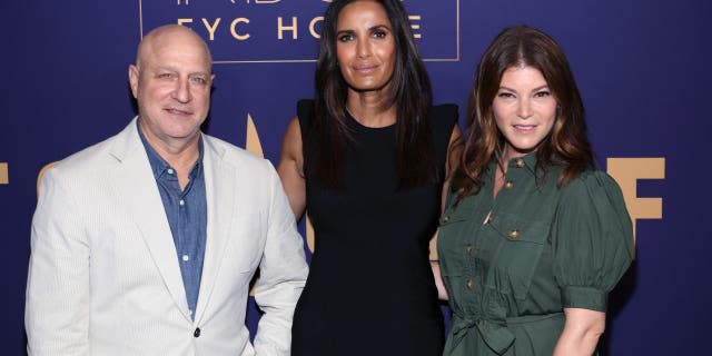 LOS ANGELES, CALIFORNIA - MAY 21: (L-R) Tom Colicchio, Padma Lakshmi and Gail Simmons attend the NBCU FYC House "Top Chef" carpet at NBCU FYC House on May 21, 2022 in Los Angeles, California. (Photo by David Livingston/Getty Images)