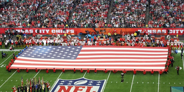 Chris Stapleton's Super Bowl Anthem Rendition Gets Teary, Ecstatic ...