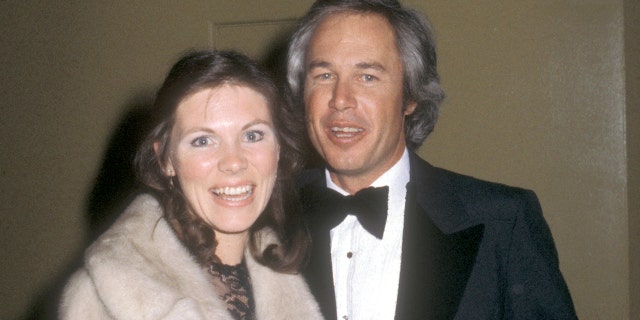 The actor met his wife Brent Power in 1974, and after a year of dating, the two were married in March 1975.