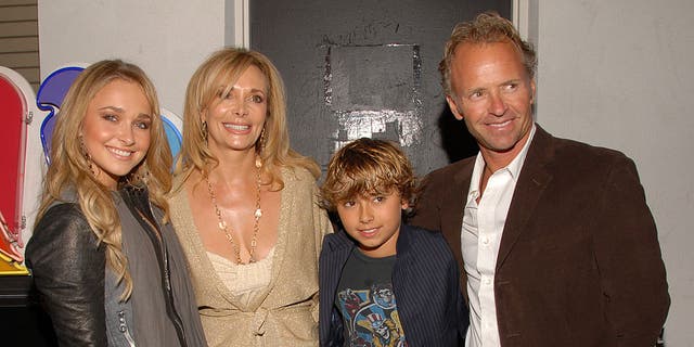 From left to right, Hayden Panettiere, Leslie Panettiere, Jansen Panettiere and Alan "Skip" Panettiere attend the wrap party for NBC's "Heroes" on April 17, 2007. 
