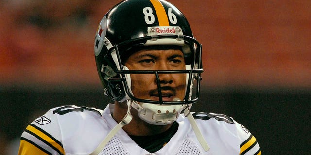 Wide receiver Hines Ward, #86 of the Pittsburgh Steelers, stands on the field prior to a game on Sept. 14, 2008 against the Cleveland Browns at Cleveland Browns Stadium in Cleveland.