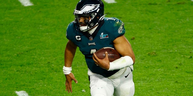 Jalen Hurts #1 of the Philadelphia Eagles runs the ball against the Kansas City Chiefs during the fourth quarter in Super Bowl LVII at State Farm Stadium on February 12, 2023, in Glendale, Arizona.