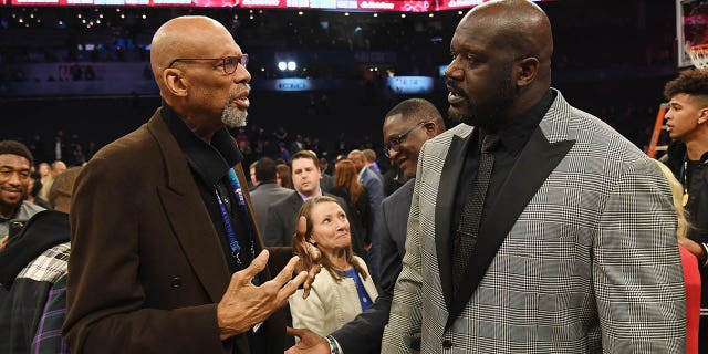 Kareem Abdul-Jabbar, left, and Shaquille O'Neal