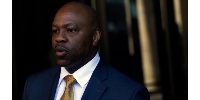 The Metro Board of Directors announced on March 12, 2015 at MTA headquarters the appointment of a new CEO, Phil Washington, general manager of the Denver Transportation Agency.
