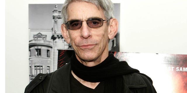 Richard Belzer asiste a una proyección privada de "diamante de sangre" En Nueva York el 30 de noviembre de 2006.