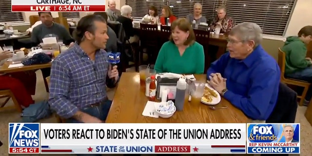 Restaurant customers Brenda and Carter mentioned the Republican response to President Biden's address delivered by Arkansas Gov. Sarah Huckabee Sanders — noting they enjoyed it. 