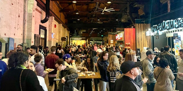 Armature Works once housed workshops to repair Tampa's trolley cars. Today, it's a social hubbub of indoor/outdoor eateries, entertainment and family-friendly activities.