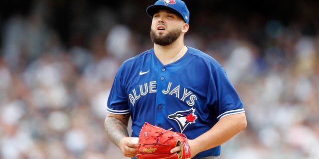 Alek Manoah, #6 of the Toronto Blue Jays, in action against the New York Yankees at Yankee Stadium on August 21, 2022 in New York City.  The Yankees defeated the Blue Jays 4-2.