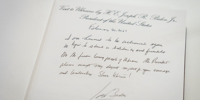 President Biden wrote a handwritten note to Ukrainian President Volodymyr Zelenskyy.