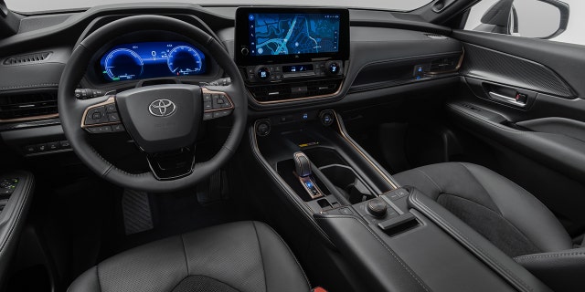 The Grand Highlander is equipped with a 12.3-inch touchscreen display.