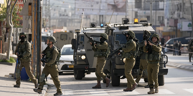 Nablus street with soldiers