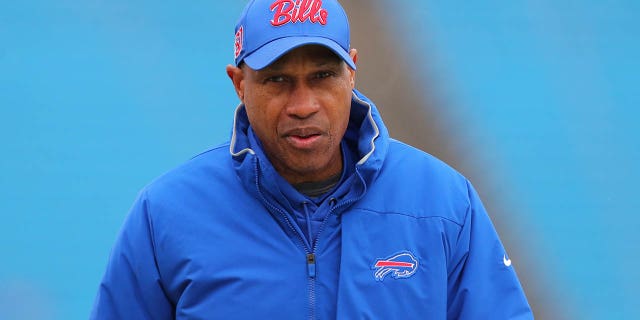 Buffalo Bills defensive coach Leslie Frazier walks the field before a game against the New York Jets at New Era Field Dec. 29, 2019, in Orchard Park, N.Y.