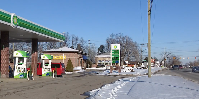 BP gas station where Michigan woman Dianne Gordon found a bag of cash.