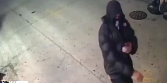 NYC man wanted after kicking victim down subway stairs, breaking both ...