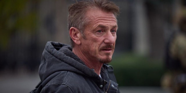 Sean Penn calls on U.S. President Joe Biden to supply Ukraine with modern fighter jets.