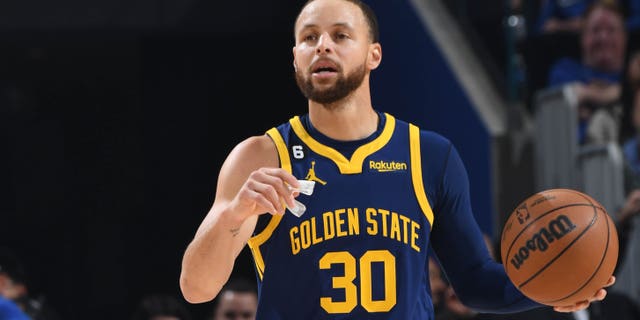 Stephen Curry #30 of the Golden State Warriors moves the ball during the game against the Dallas Mavericks on February 4, 2023 at Chase Center in San Francisco, California.