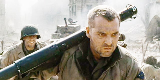 Sizemore worked with Tom Hanks and Matt Damon in Steven Spielberg's World War II drama, "Saving Private Ryan."