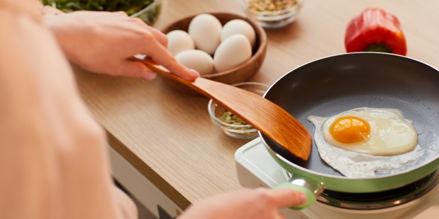 A new study shows that a daily diet consisting of eggs may be good for heart health.