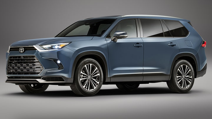 Fox News Autos Test Drive: 2020 Toyota Highlander Hybrid