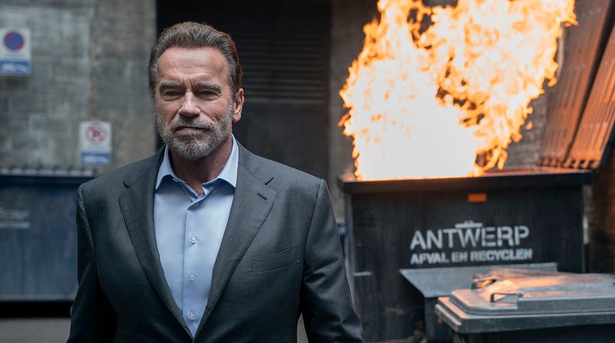 Arnold Schwarzenegger calls friend Jamie Lee Curtis an inspiration
